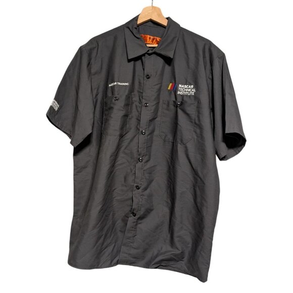 Nascar Technical Institute Embroidered Gray Work Shirt XL Button-Up Short Sleeve - Picture 1 of 6